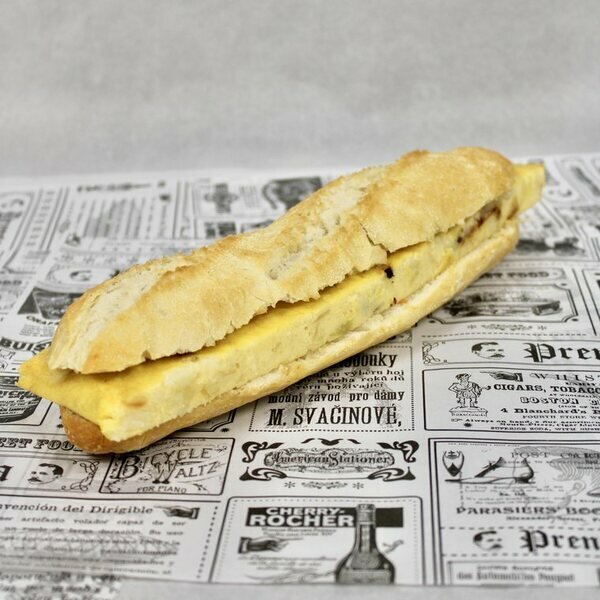 Omelette & Tomato Sandwich