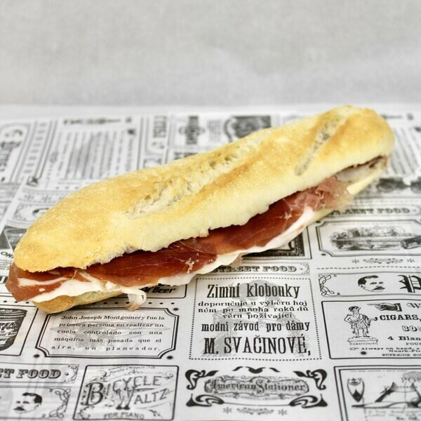 Bocadillo de jamón serrano con tomate combo
