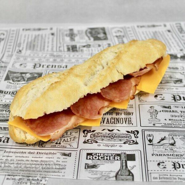 Bocadillo de bacon y queso combo